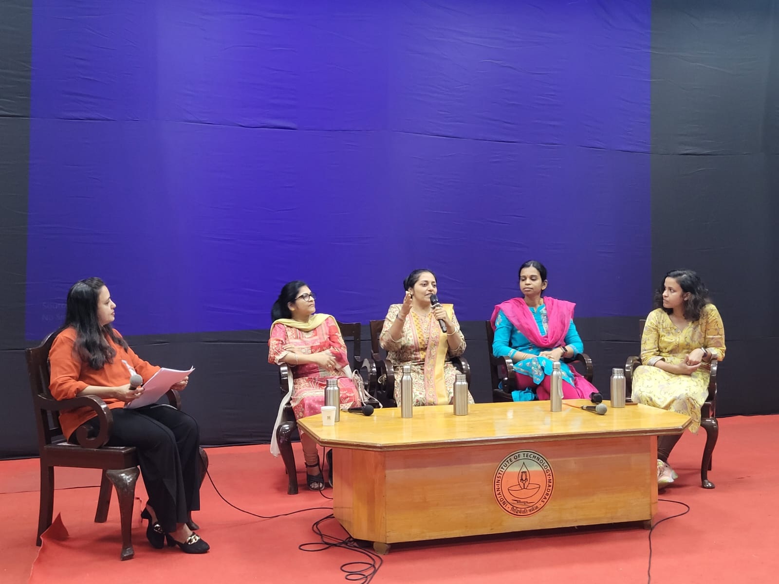 Plant Cell Technology Lab Gallery